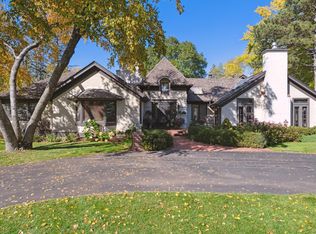 3 Spur Rd, Edina, MN 55436