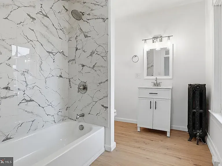 836 N Plum St — Photo 4