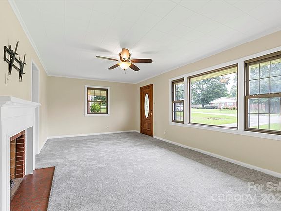 4th image of 303 Mimosa Dr #59