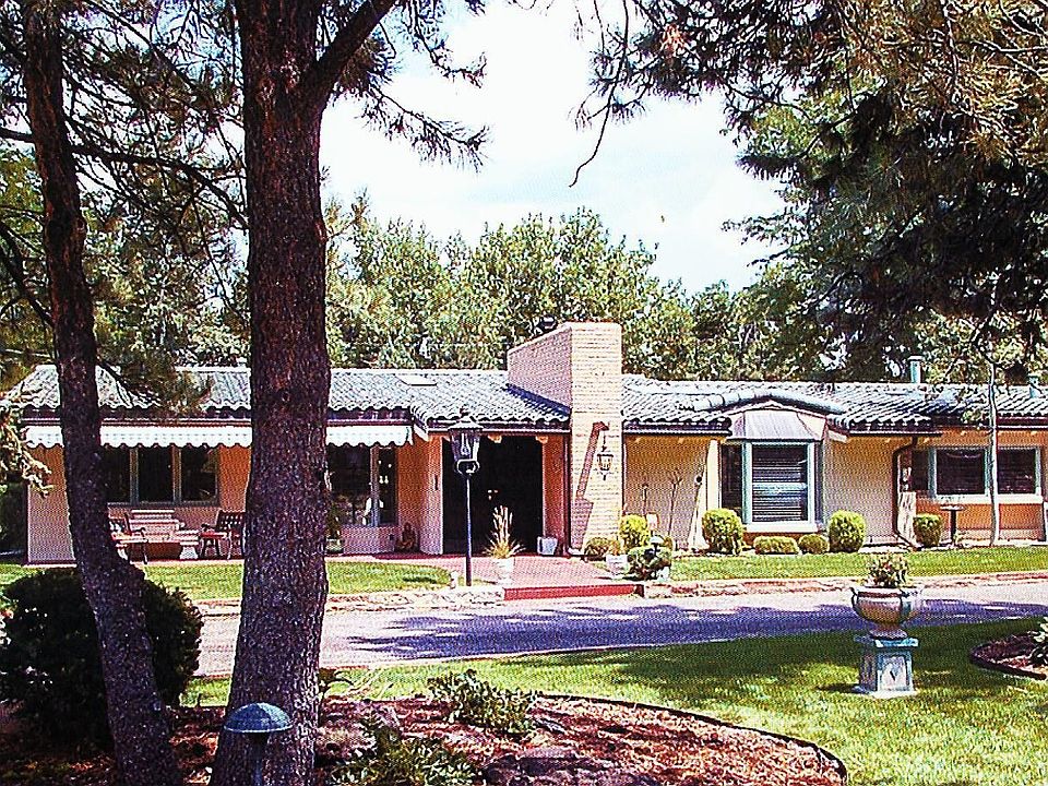 Greenwood Village Ranch-Viking Stove-sub-zero frig-Warming Oven-On Highline Ca