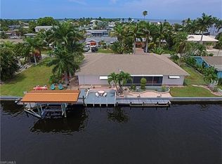 2745 Velma St, Matlacha, FL 33993