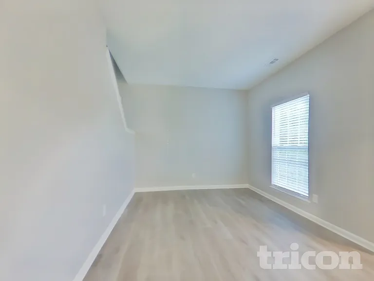 8918 Six Point Ln — Photo 14