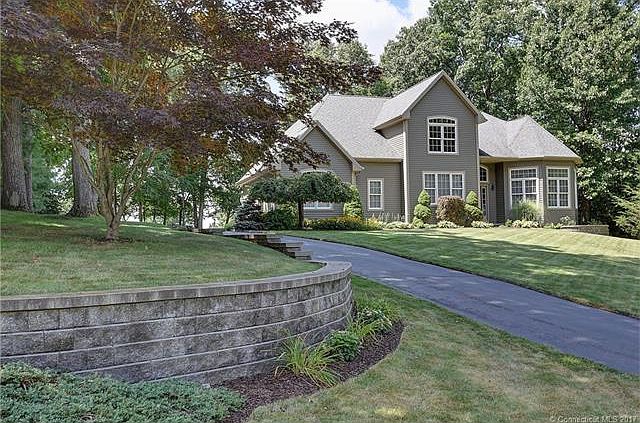 1st image of 260 Bella Vista Ln
