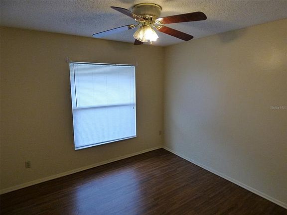 5th image of 2206 Section Dr