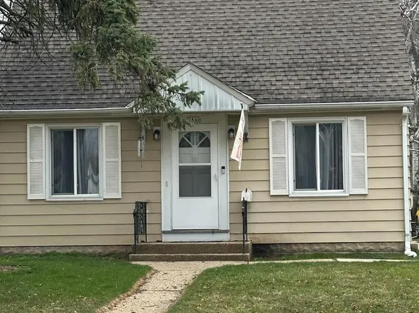 2840 South 86th STREET, West Allis, WI 53227