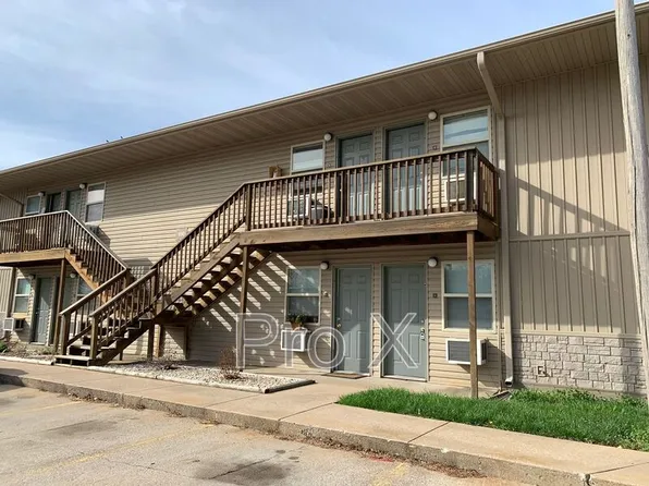 930 N Goetz Blvd #10, Joplin, MO 64801