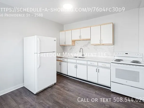 256 Providence St, 256 Providence St #256B, Putnam, CT 06260