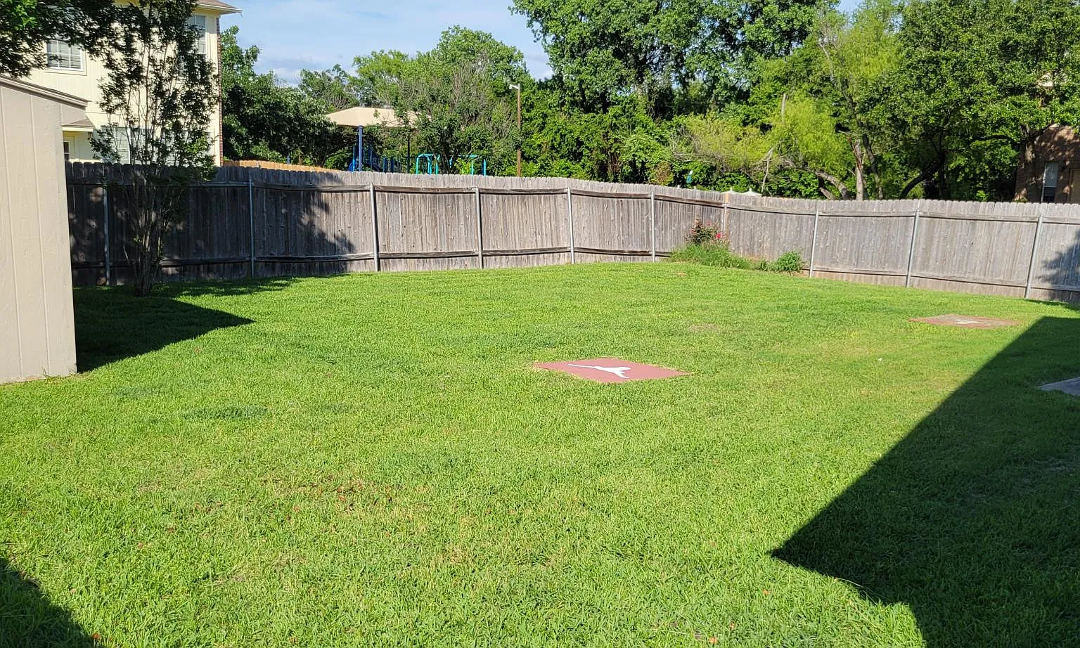 3 bed, 1672 sqft, $2,100 — Photo 3