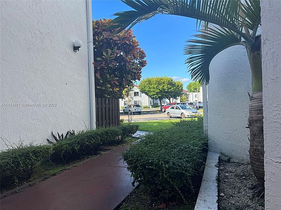5th image of 9419 Fontainebleau Blvd #20328