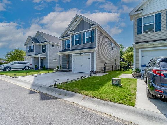 4th image of 837 Turtle Dove Ct #1