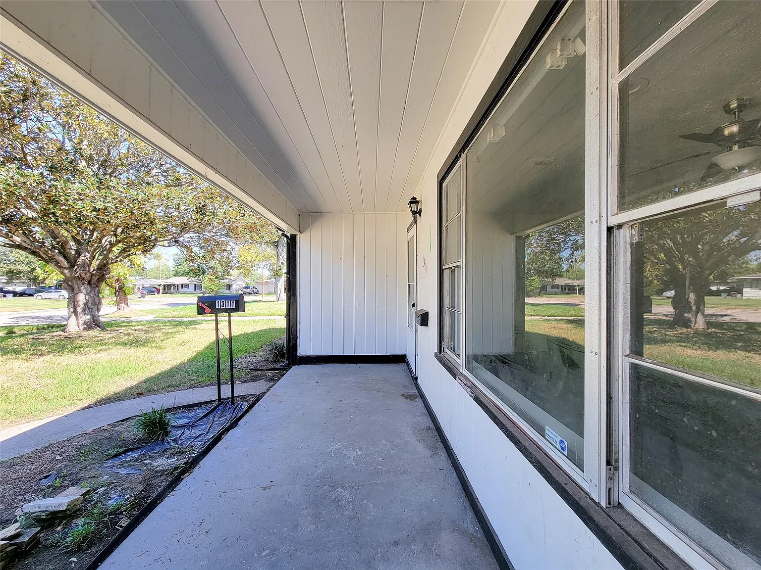 3 bed, 1.0 bath, 1659 sqft, $1,695 — Photo 4