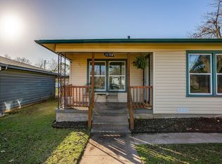 1123 Bales St, Cleburne, TX 76033