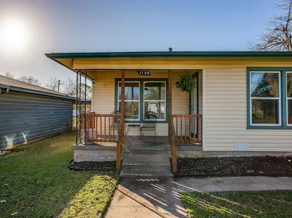 1123 Bales St, Cleburne, TX 76033