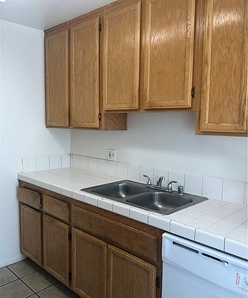 5th image of 5855 Tujunga Ave APT 2