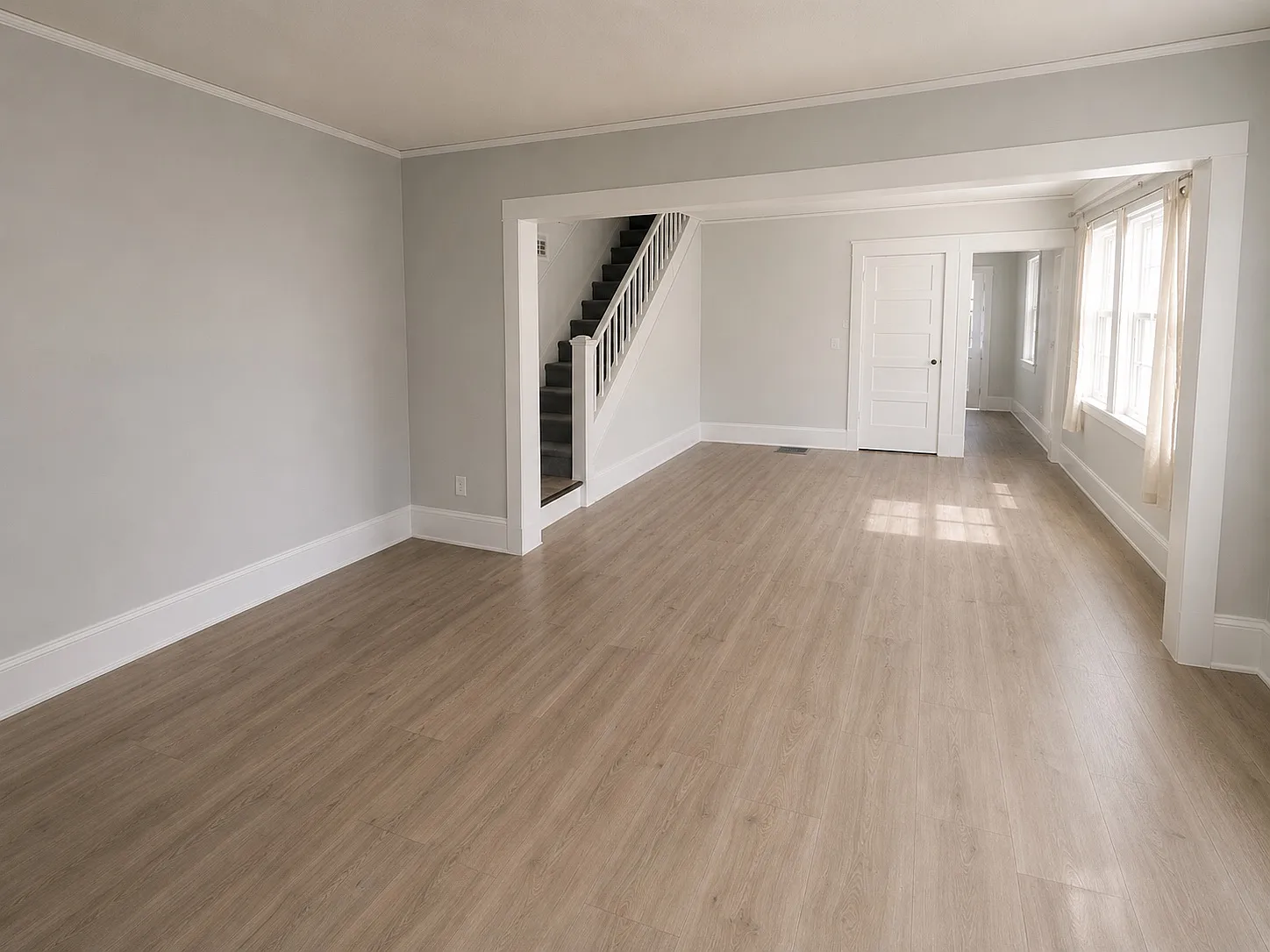 4 bed, 1400 sqft, $4,750 — Photo 1
