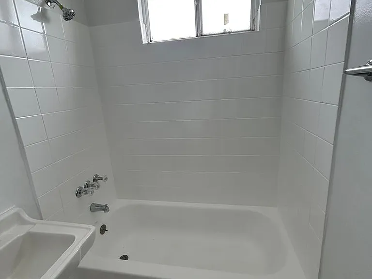 2396 Olive Ave — Photo 8