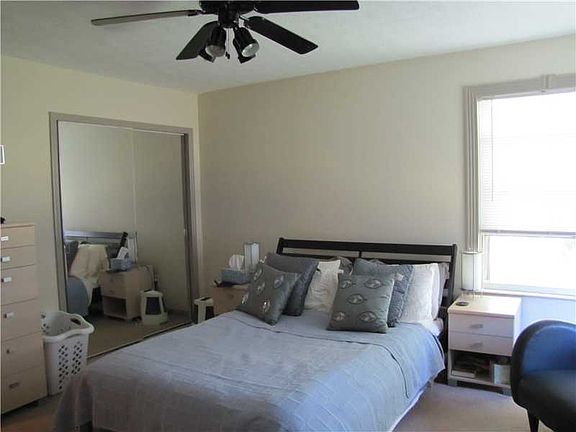 5th image of 5688 Yorkville Ct