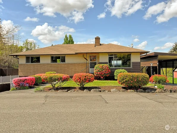 1621 Davis Avenue S, Renton, WA 98055