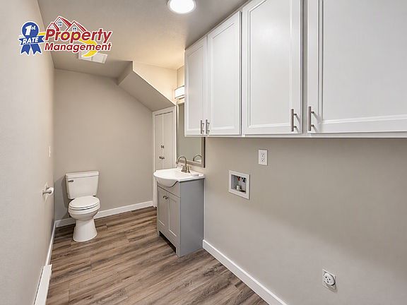 5th image of 1030 E Floral Ln