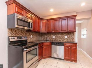 2017 N Gratz St, Philadelphia, PA 19121