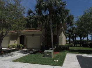 335 River Bluff Ln, Royal Palm Beach, FL 33411