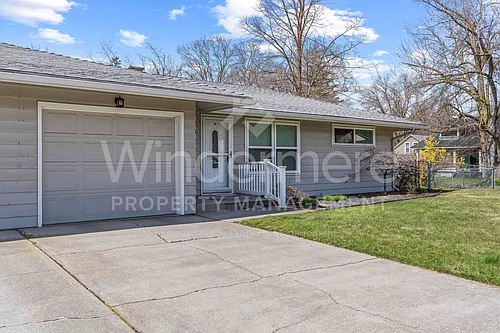 1402 S Jefferson St Photo 1