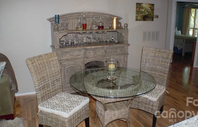 Dining area and hutch