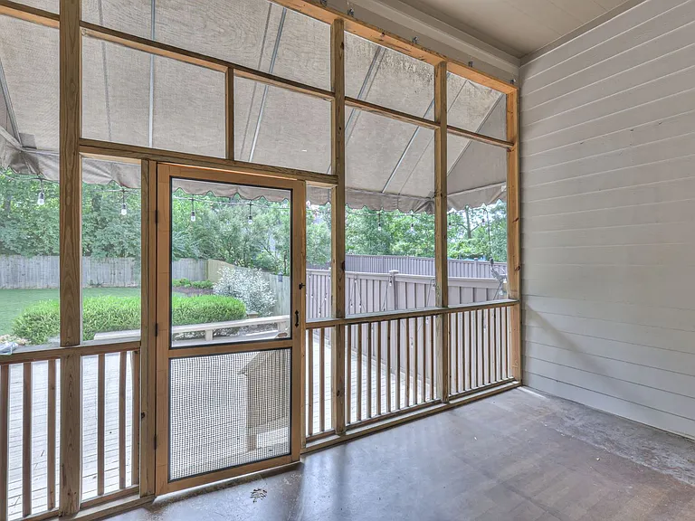 4100A Oriole Pl — Photo 55