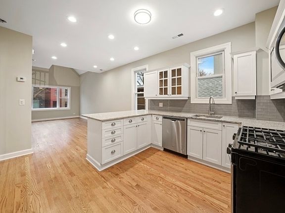 4th image of 1548 N Honore St