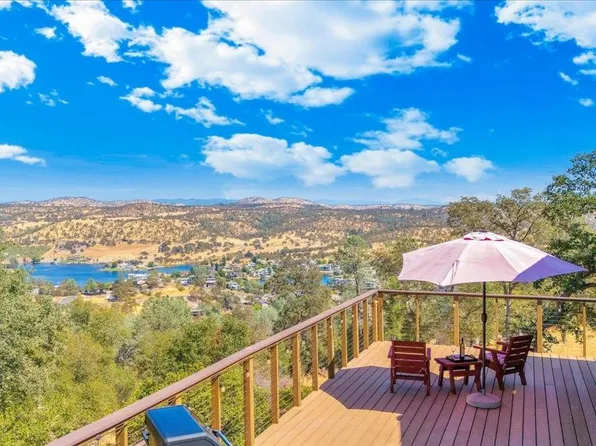 4923 Bay View Dr, Copperopolis, CA 95228