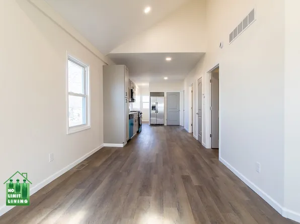 5424 W 11th Ave, Gary, IN 46406