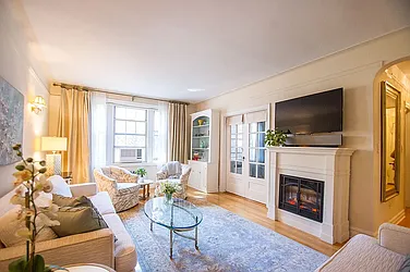 Rented by Rhona Realty