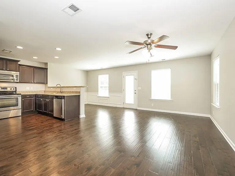 2627 Salem Glen Xing — Photo 4