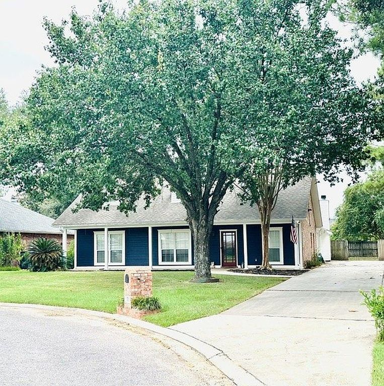 711 Whitfield Dr - Property Image