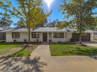 2411 Snow Ln, Redding, CA 96003