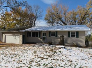 906 S 10th St, Wausau, WI 54403