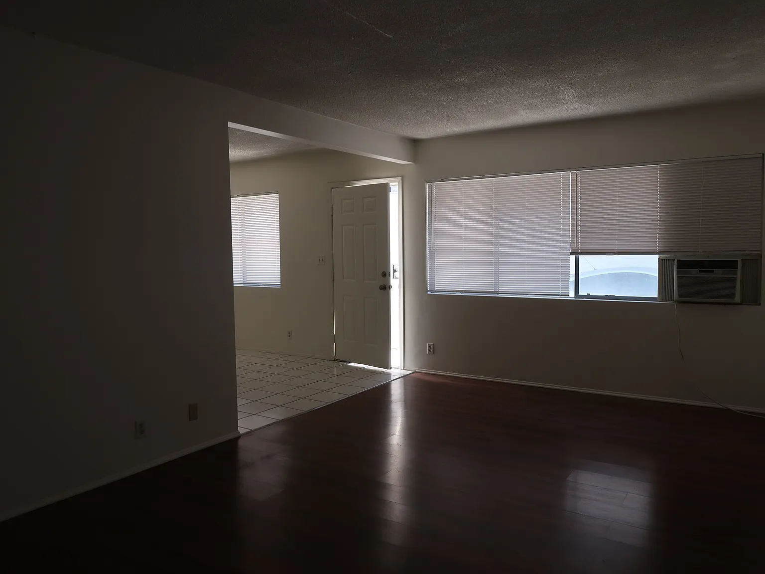 2 bed, $2,400 — Photo 2