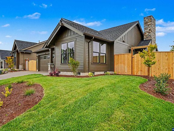 2nd image of 2094 SE Arrowwood Ave