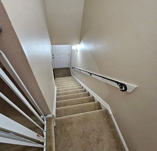 6074 Norwell Dr — Photo 2