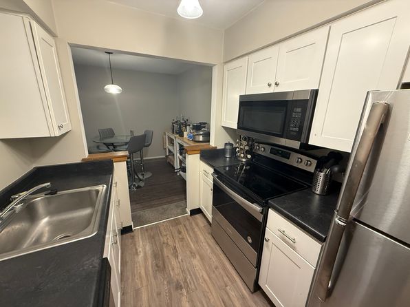 4434 N Oakland Ave APT 104