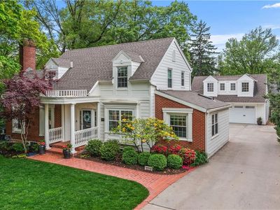 5434 Belinder Rd, Fairway, KS, 66205