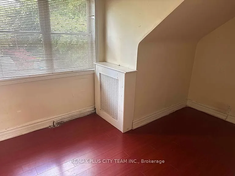 1745 Bathurst St #3 — Photo 10