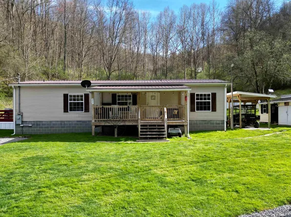 357 Beartooth Dr, Lost Creek, WV 26385