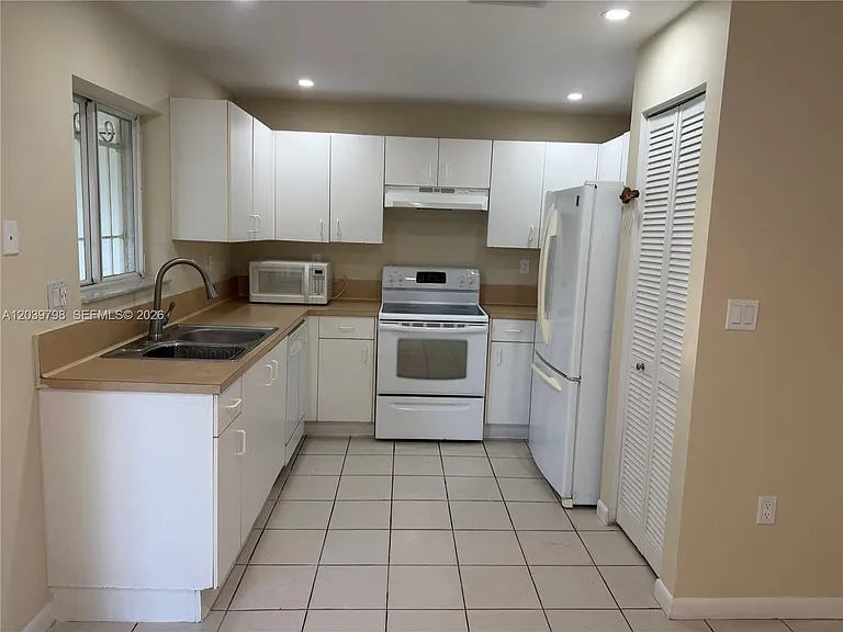 17740 SW 103rd Ave — Photo 21