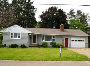 8 Mead St, Warren, PA 16365
