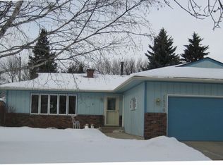 2830 1st St N, Fargo, ND 58102