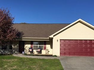 1452 Chessingham Dr, Maryville, TN 37801