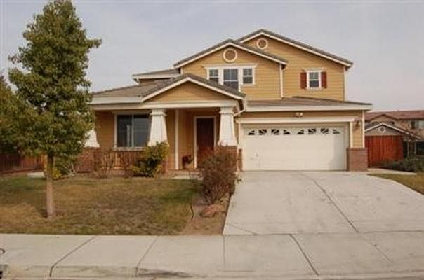 1st image of 4696 Twin Oaks Dr