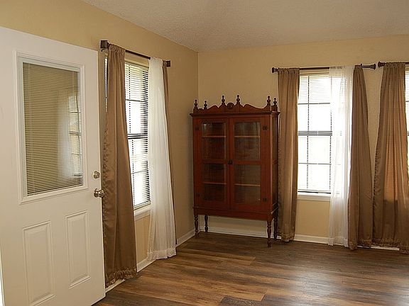 3rd image of 5559 County Road 353
