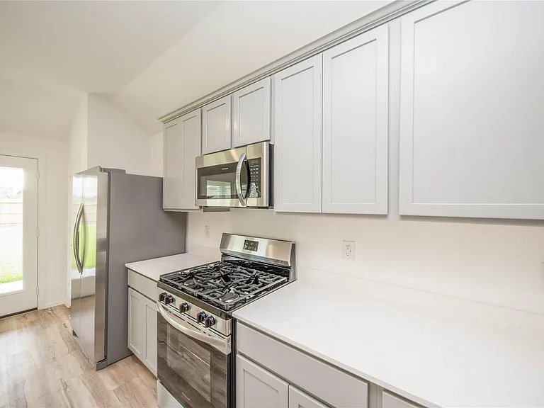 2550 Olivine Stone Dr — Photo 13